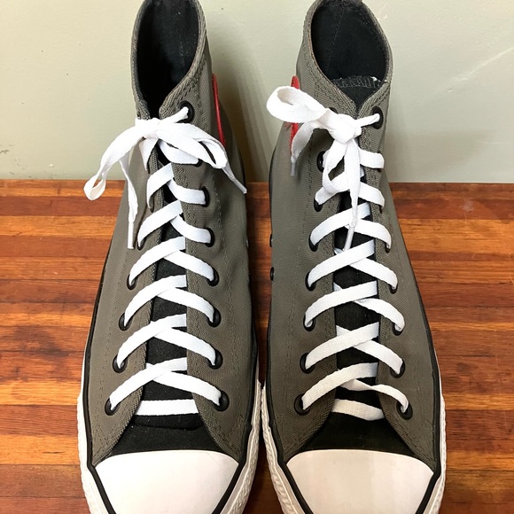 Men’s gray high top converse all star size 11 shoes - Picture 5 of 10